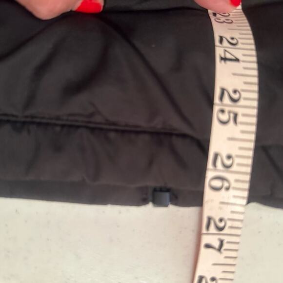OLD NAVY Black Puffer Jacket. Attached Hood Elastic Waist Full Zip Size XS - Picture 12 of 13